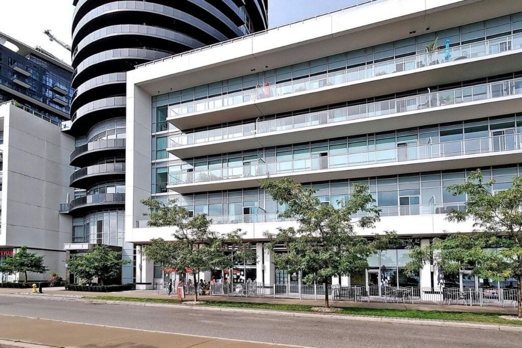 80-marine-parade-dr-203-exterior