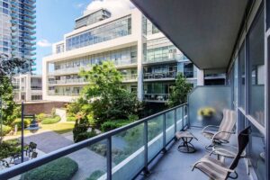 80-marine-parade-dr-203-balcony