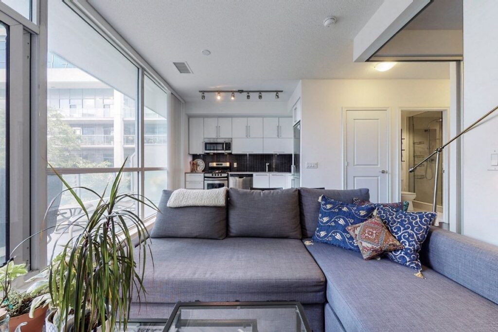 80-marine-parade-dr-203-living-room